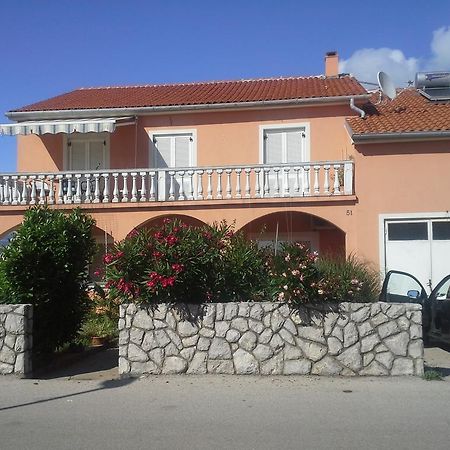 Apartments Matic Omišalj Стая снимка